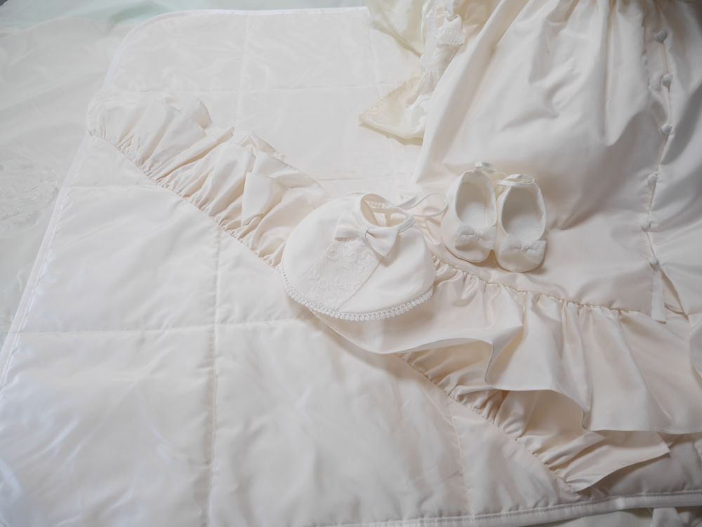 ドレスリメイク　おくるみ