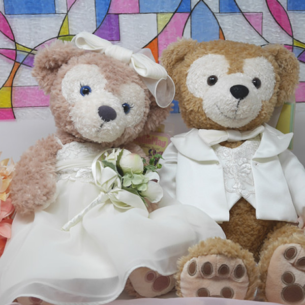 ドレスとタキシードをぬいぐるみドレスとタキシードに