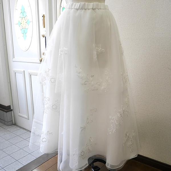 ウェディングドレスをリメイクしたスカート